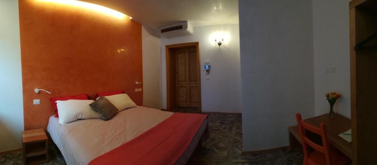 Casa Orru Hotell Nuoro  Eksteriør bilde